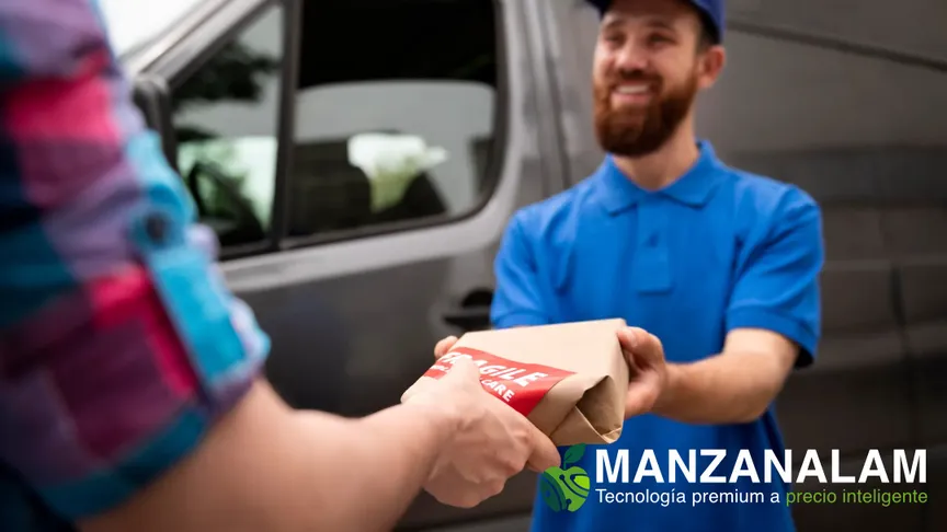 Servicio de reparación de móviles a domicilio, envía y recoge tu teléfono.